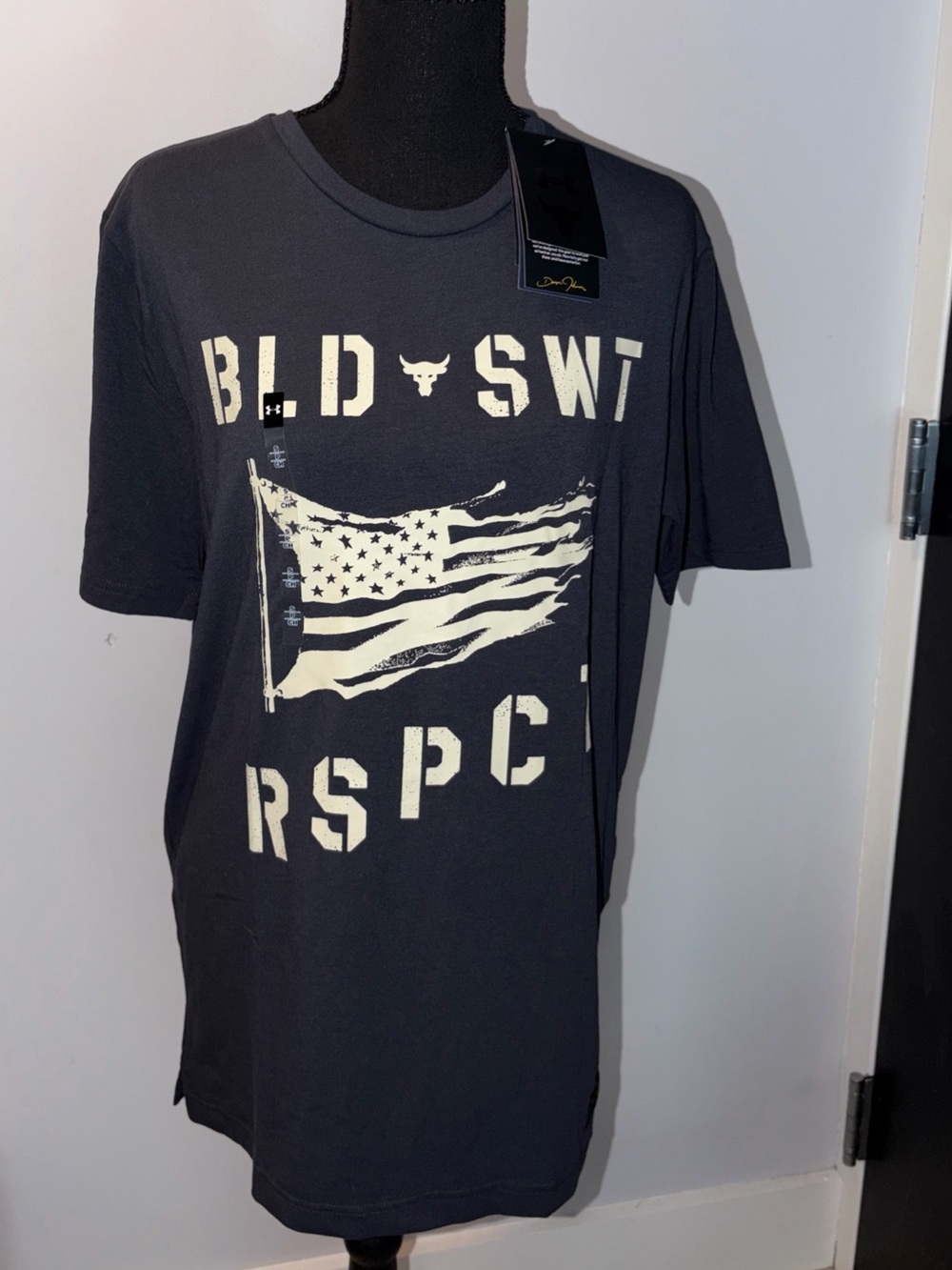 Project Rock Under Armour Mens  Rock  flag respect patriotic service USA